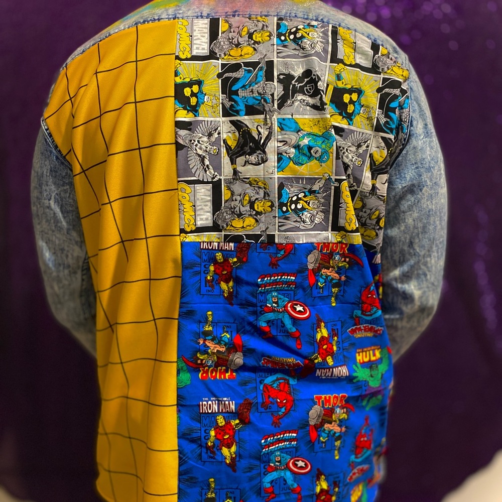 CUSTOM MARVEL SHIRT - Picture 3 of 3